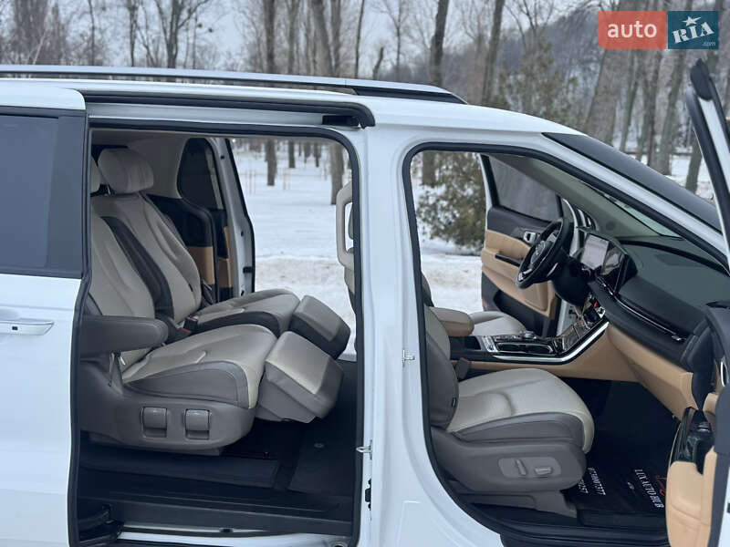 Минивэн Kia Carnival 2021 в Киеве фото 61 Минивэн Kia Carnival 2021 в Киеве