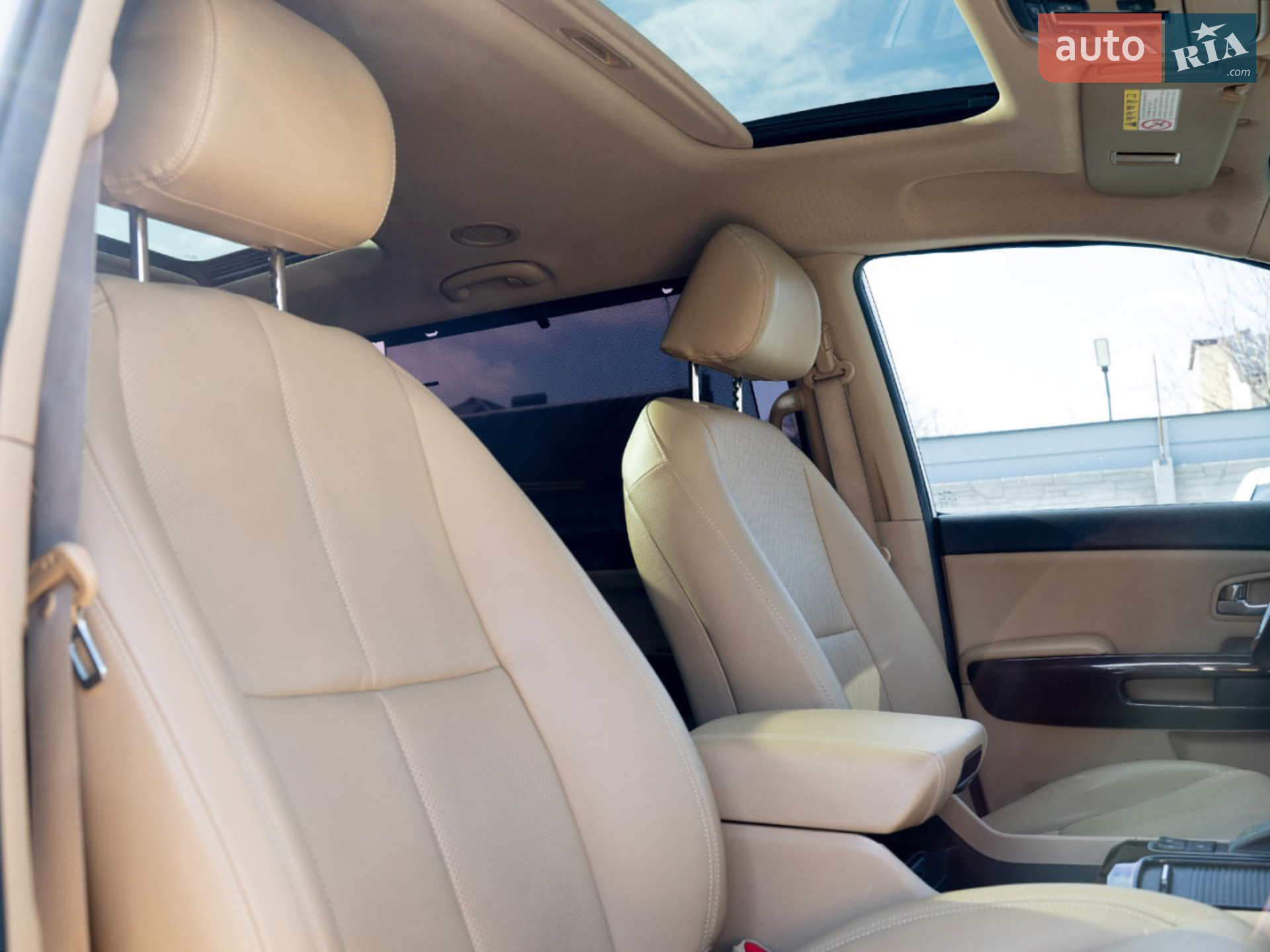 2014 Kia Carnival - мініатюра 34