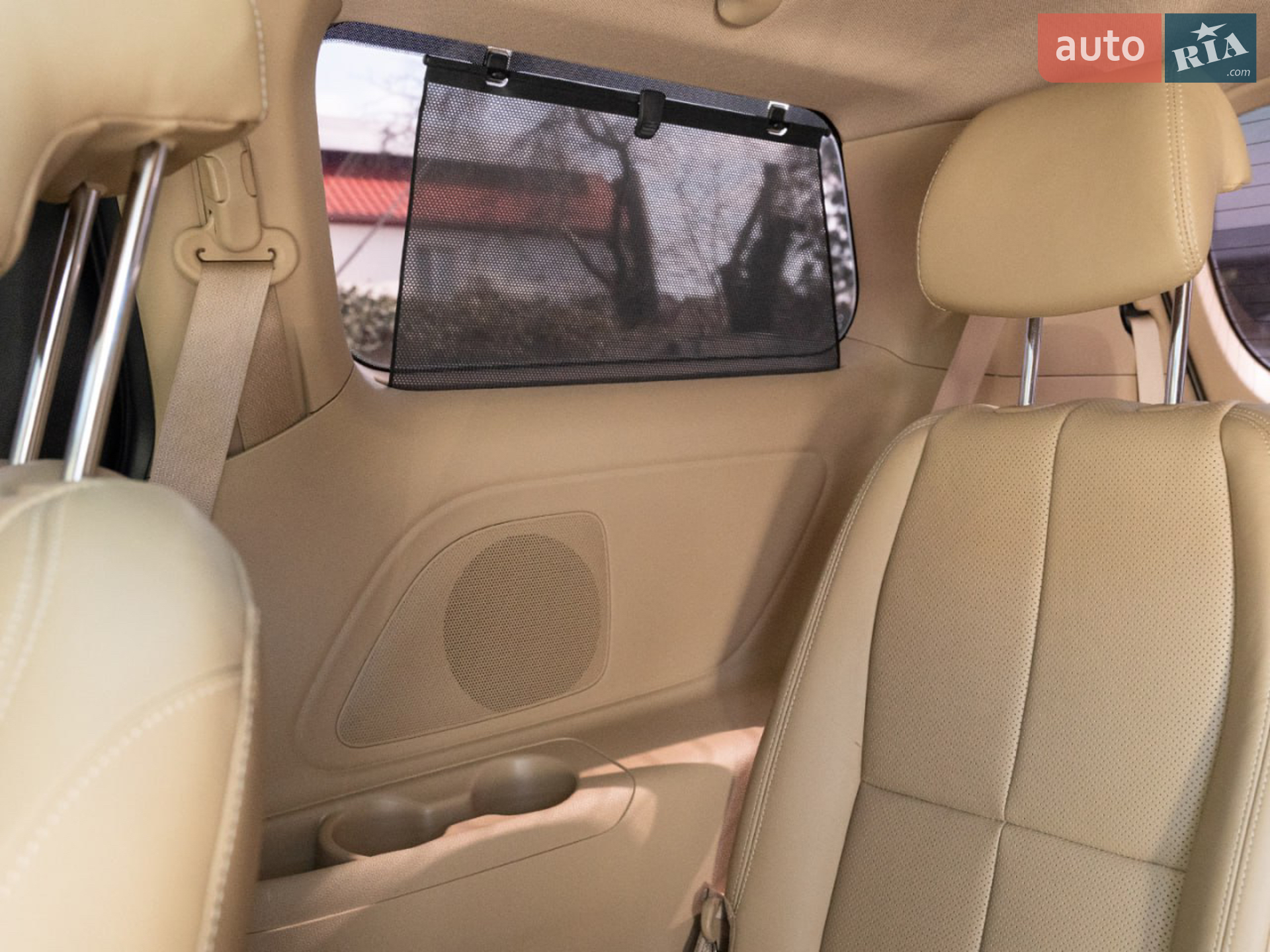 2014 Kia Carnival - мініатюра 44