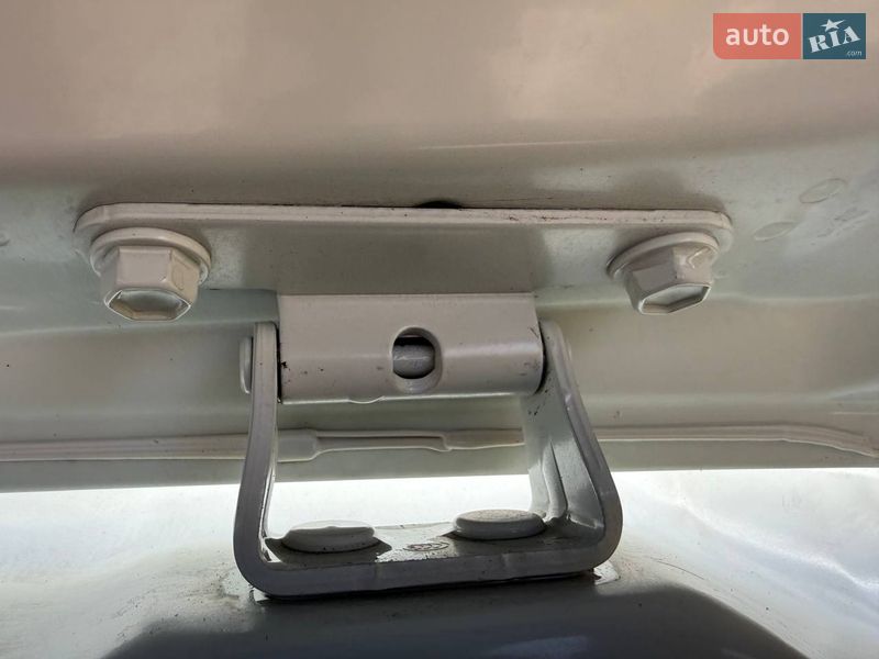 Минивэн Kia Carnival 2023 в Тернополе