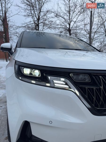 Минивэн Kia Carnival 2023 в Бердичеве