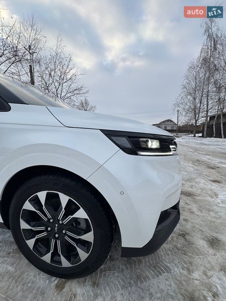Минивэн Kia Carnival 2023 в Бердичеве