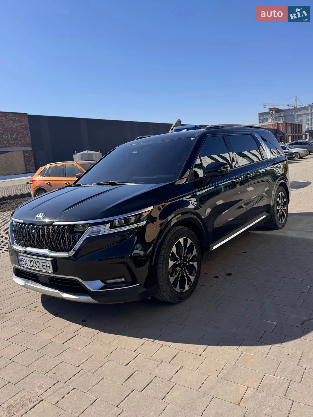 2020 Kia Carnival - мініатюра 2