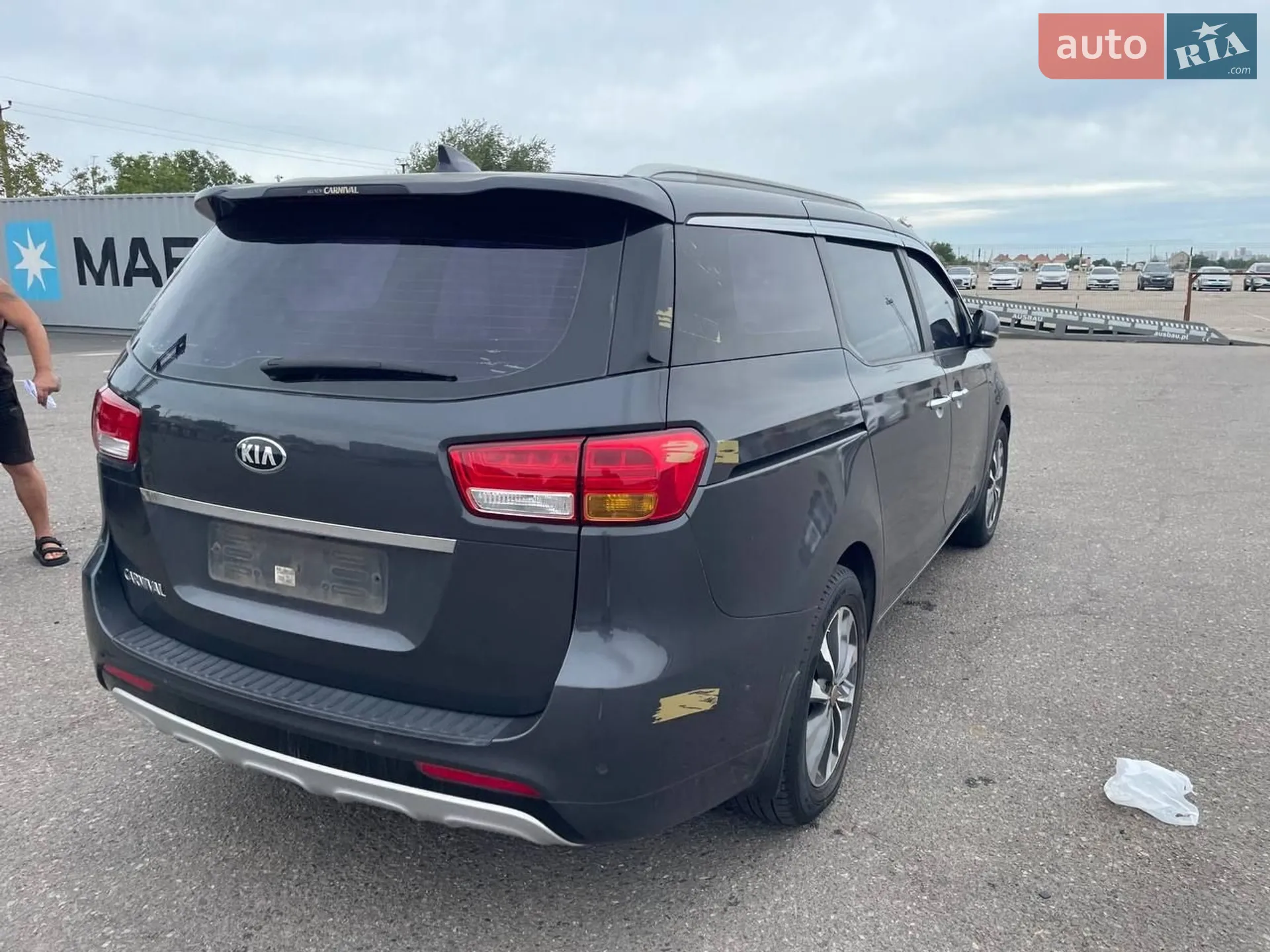 2015 Kia Carnival - мініатюра 2