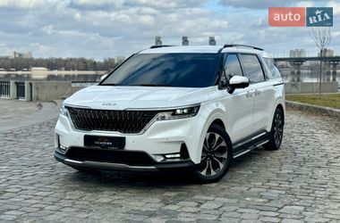 Минивэн Kia Carnival 2021 в Киеве