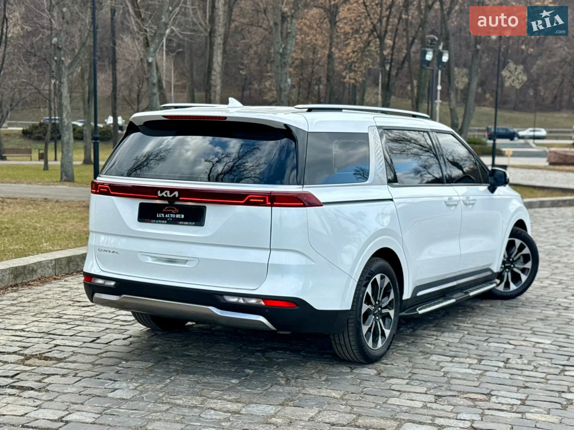 2021 Kia Carnival - мініатюра 17