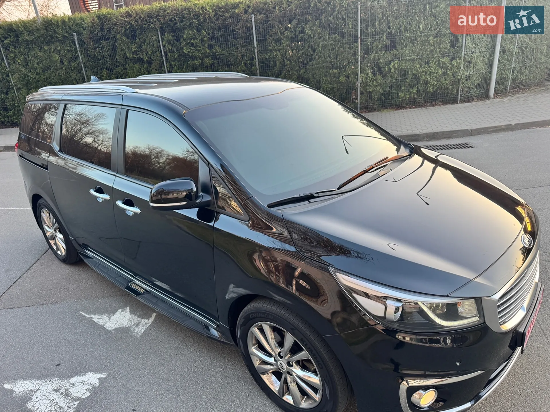 2018 Kia Carnival - мініатюра 3