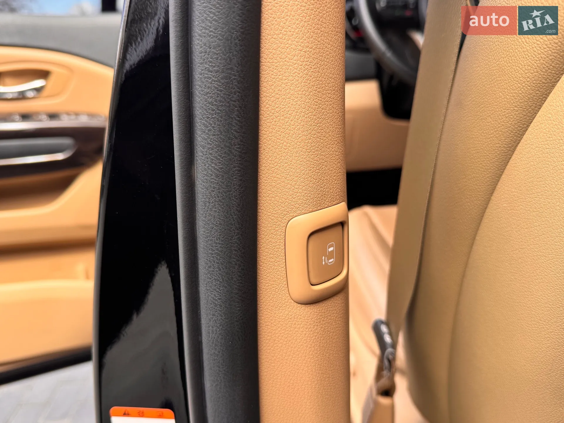 2017 Kia Carnival - мініатюра 13