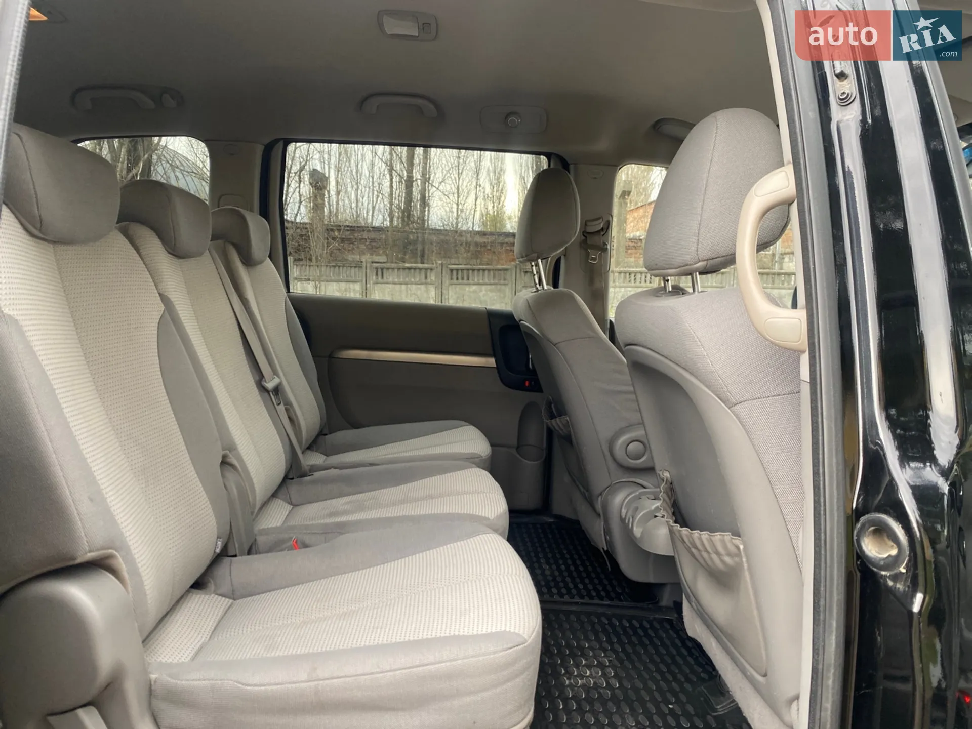2012 Kia Carnival - мініатюра 10