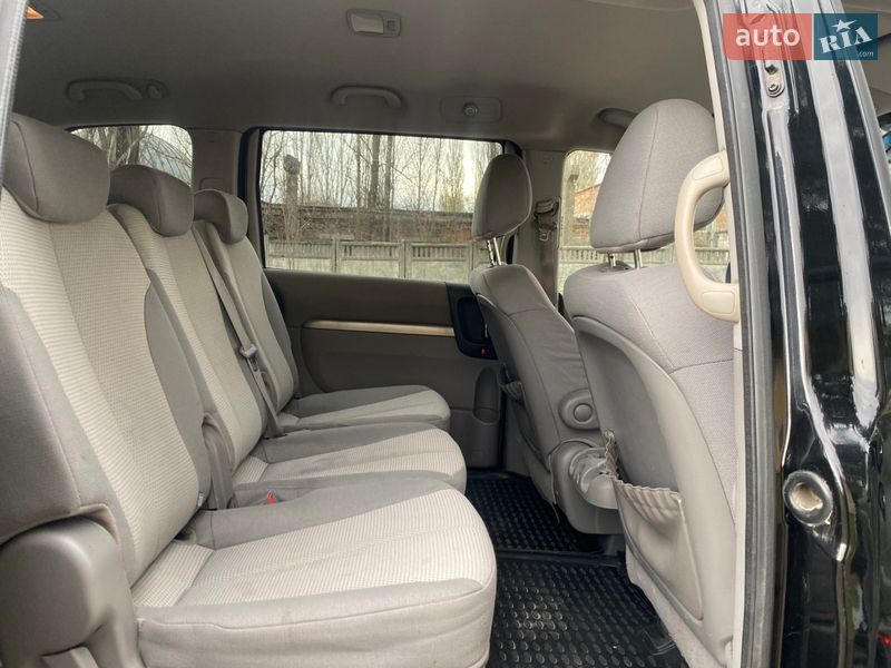 Мінівен Kia Carnival 2012 в Коростені