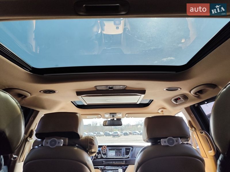 Мінівен Kia Carnival 2016 в Одесі фото 54 Мінівен Kia Carnival 2016 в Одесі