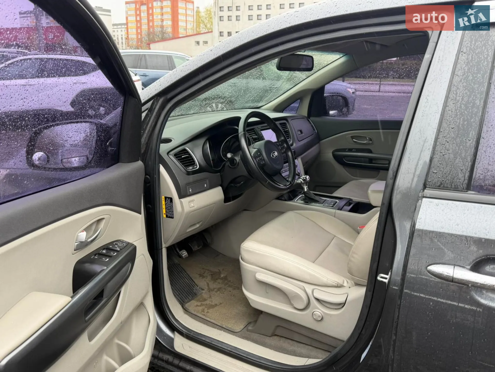 2015 Kia Carnival - мініатюра 10