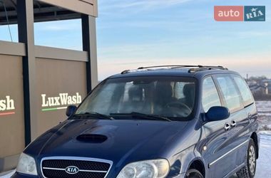 Минивэн Kia Carnival 2003 в Шумске