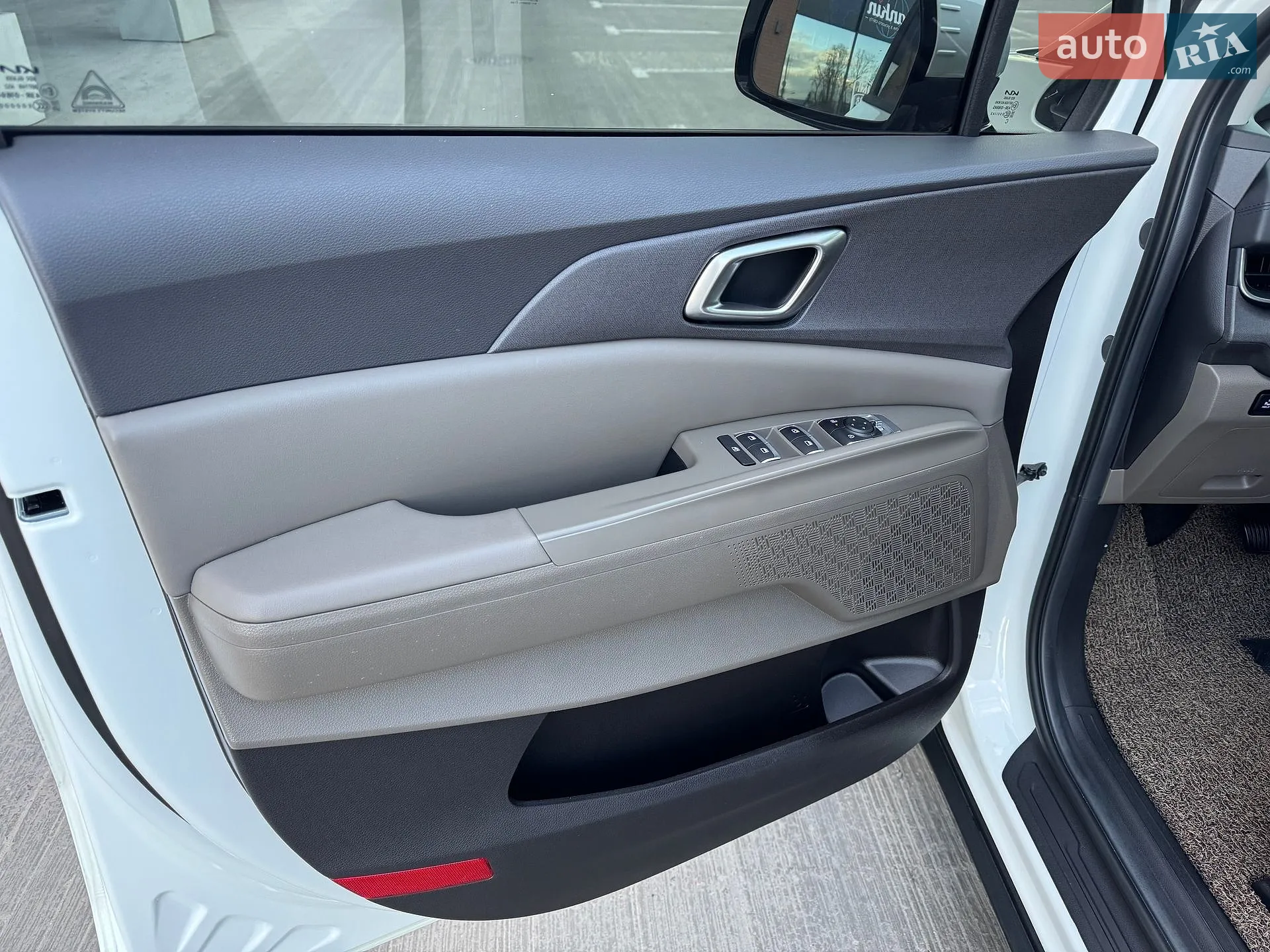 2024 Kia Carnival - мініатюра 60
