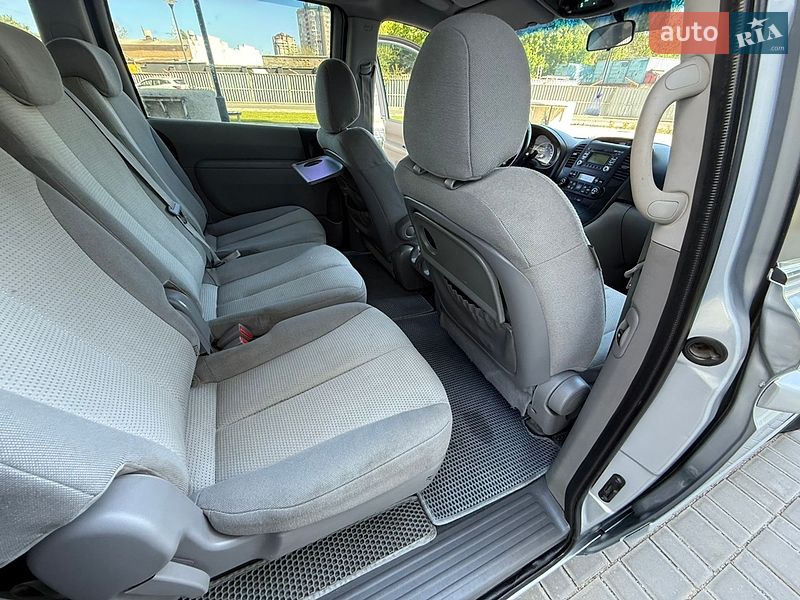 Минивэн Kia Carnival 2009 в Одессе