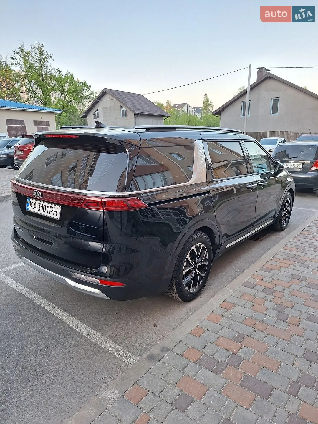 2020 Kia Carnival - мініатюра 8
