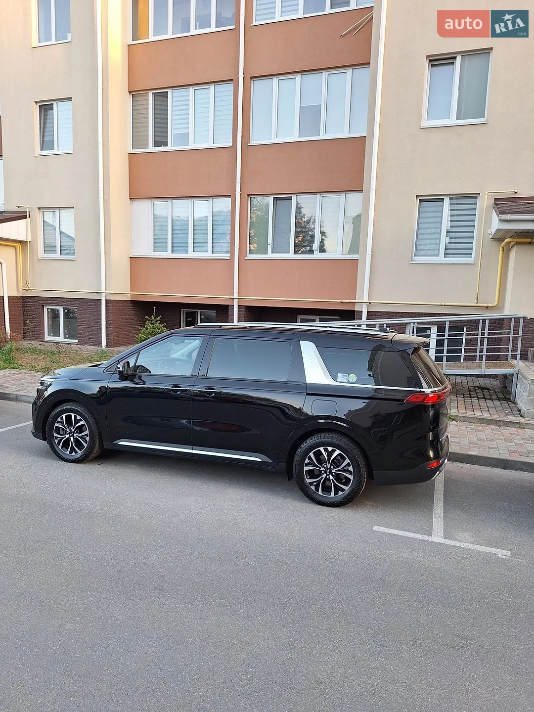2020 Kia Carnival - мініатюра 22