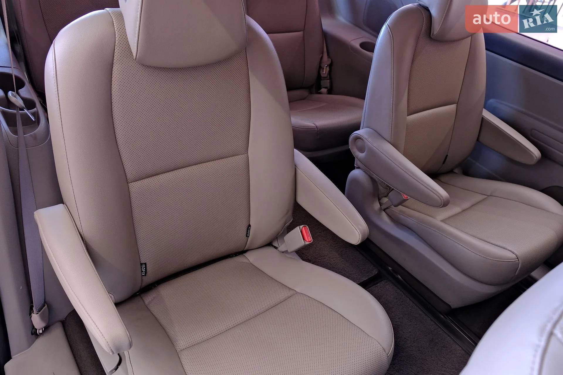 2014 Kia Carnival - мініатюра 37