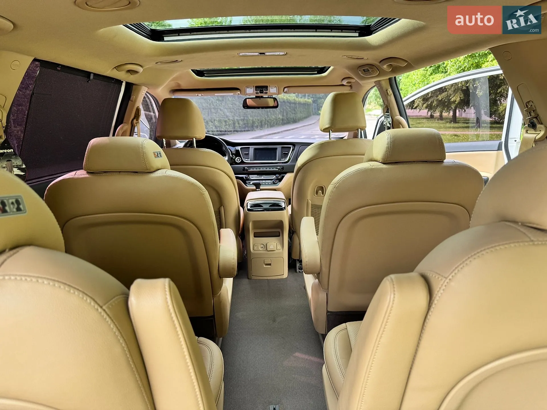 2018 Kia Carnival - мініатюра 18