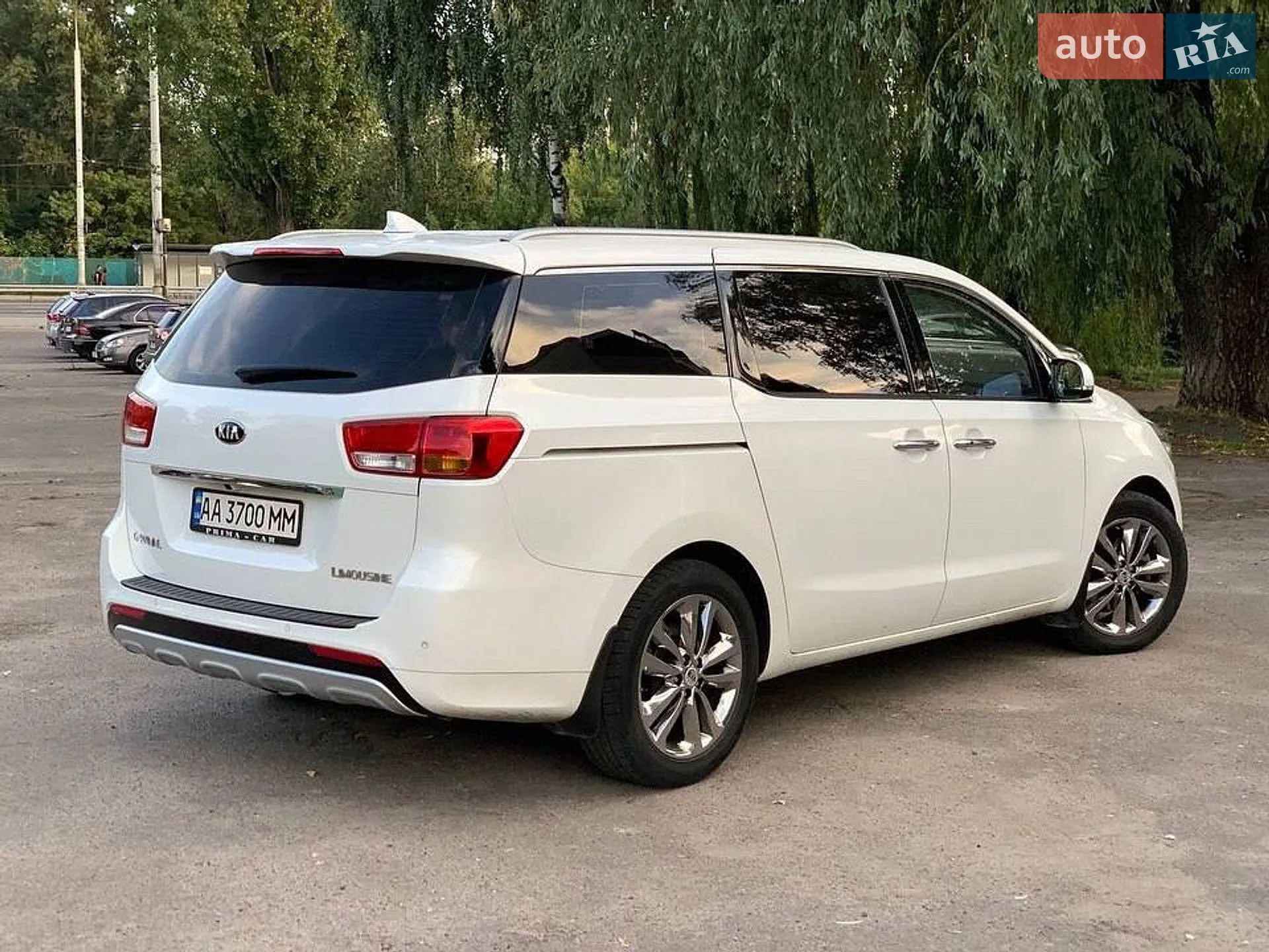 2016 Kia Carnival - мініатюра 3