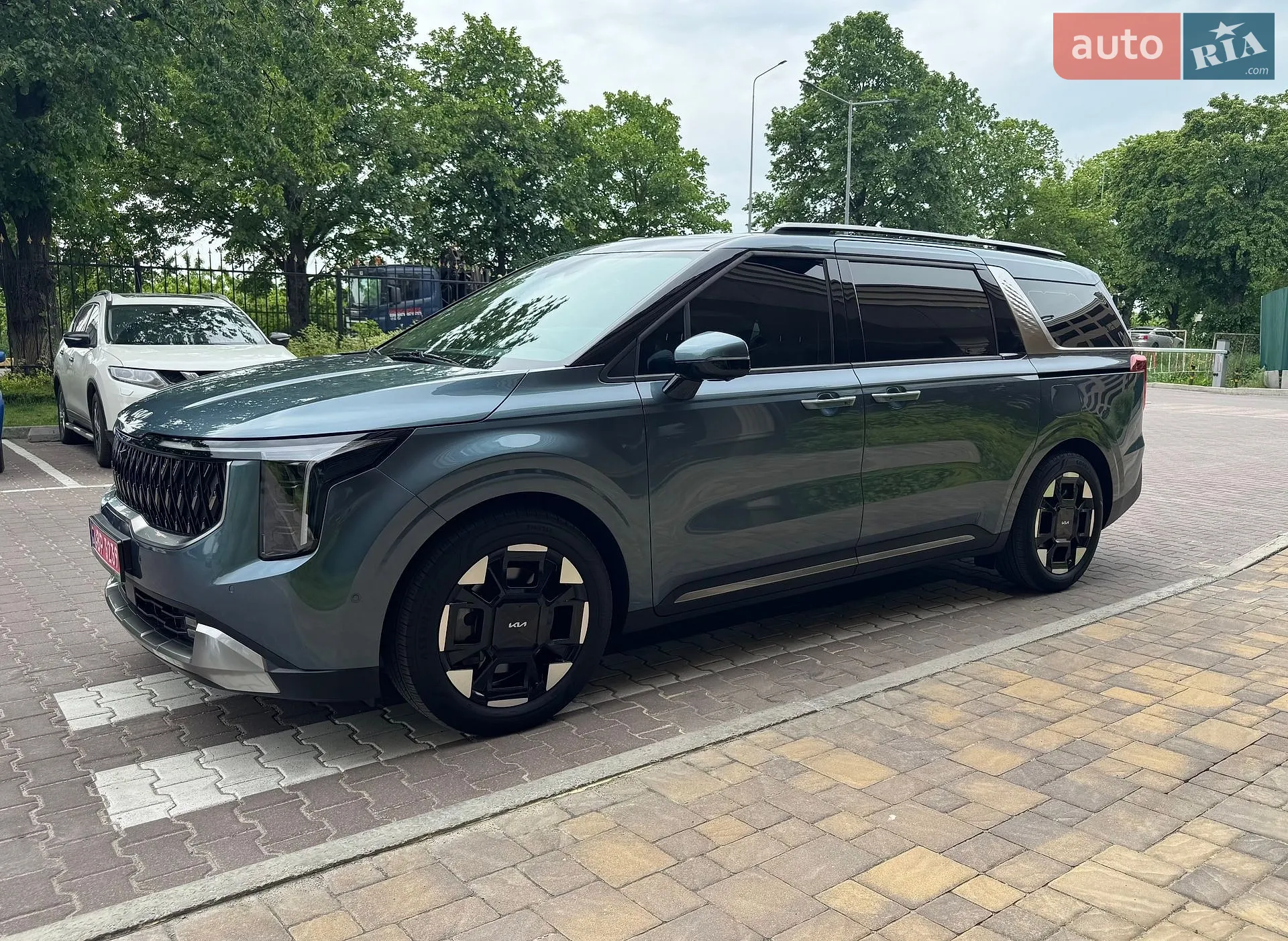 2024 Kia Carnival - мініатюра 2