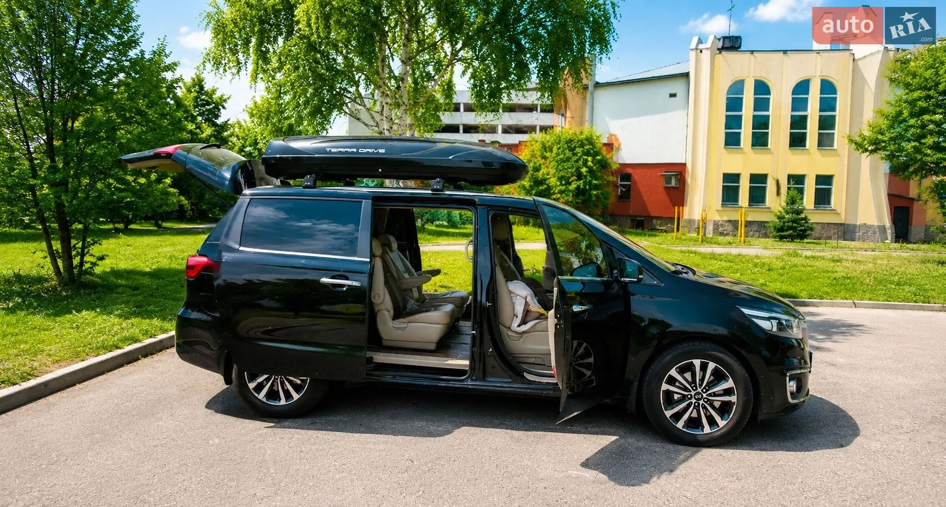 2014 Kia Carnival - мініатюра 4