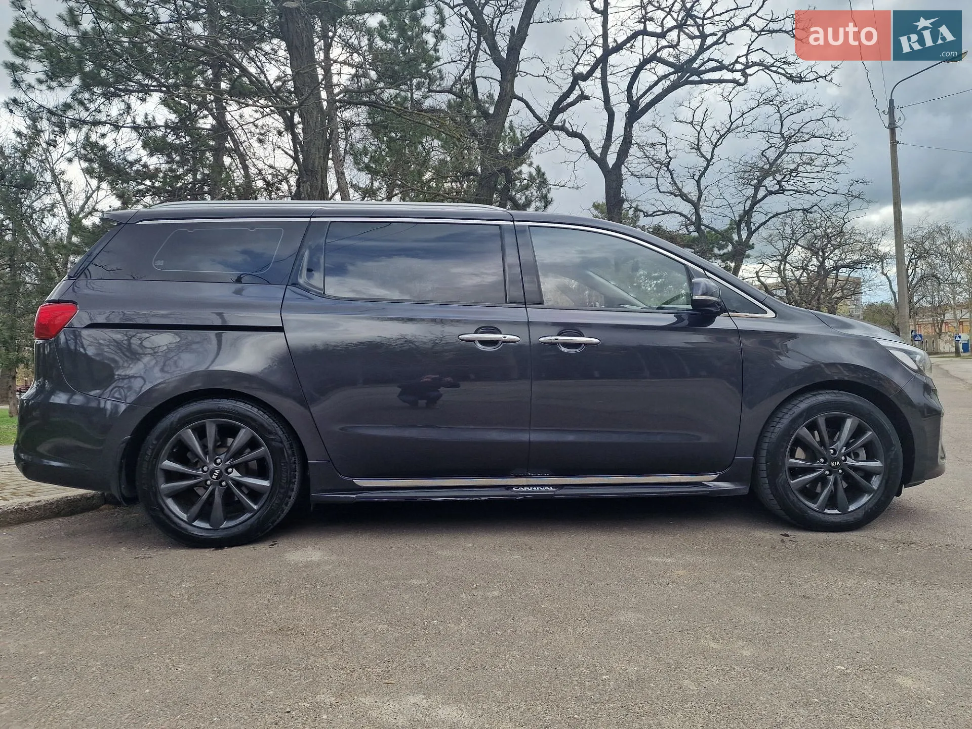 2018 Kia Carnival - мініатюра 8