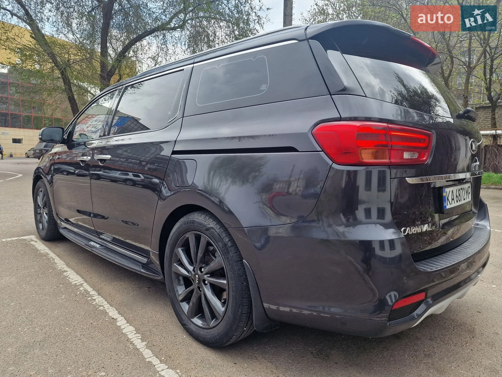 2018 Kia Carnival - мініатюра 23