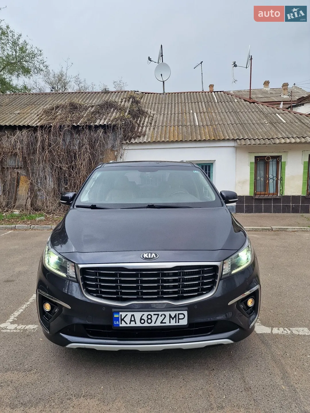 2018 Kia Carnival - мініатюра 28