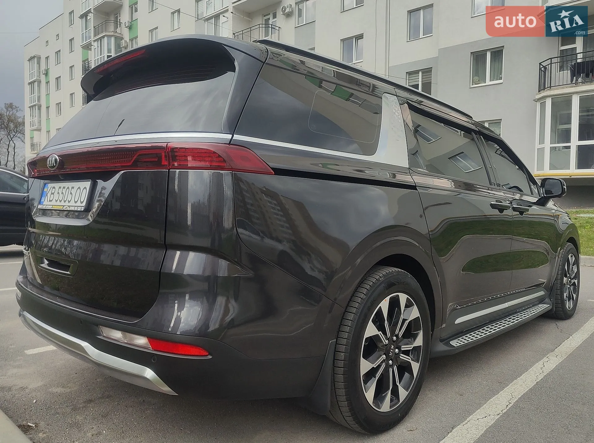 2021 Kia Carnival - мініатюра 8