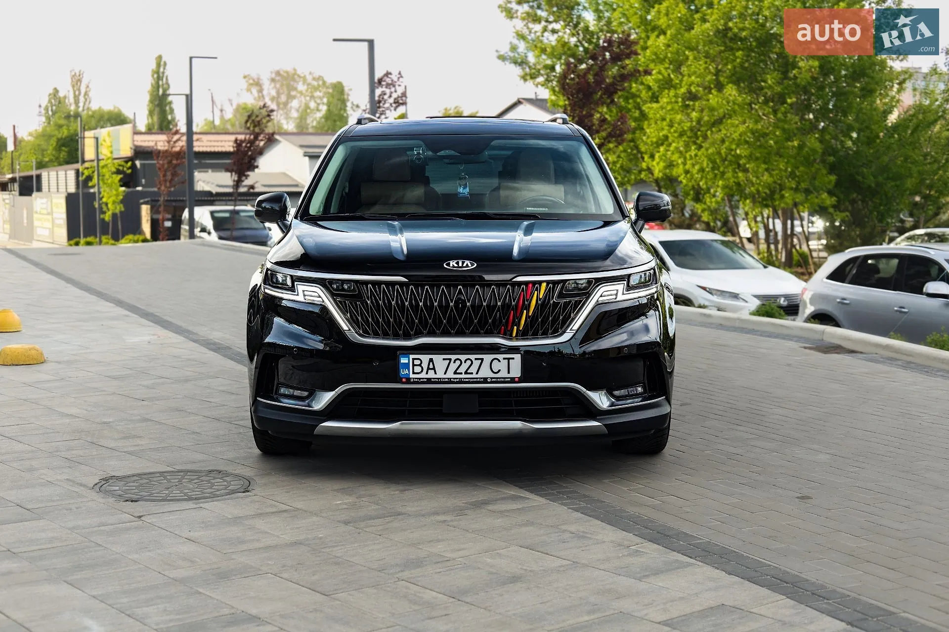 2021 Kia Carnival - фото 1