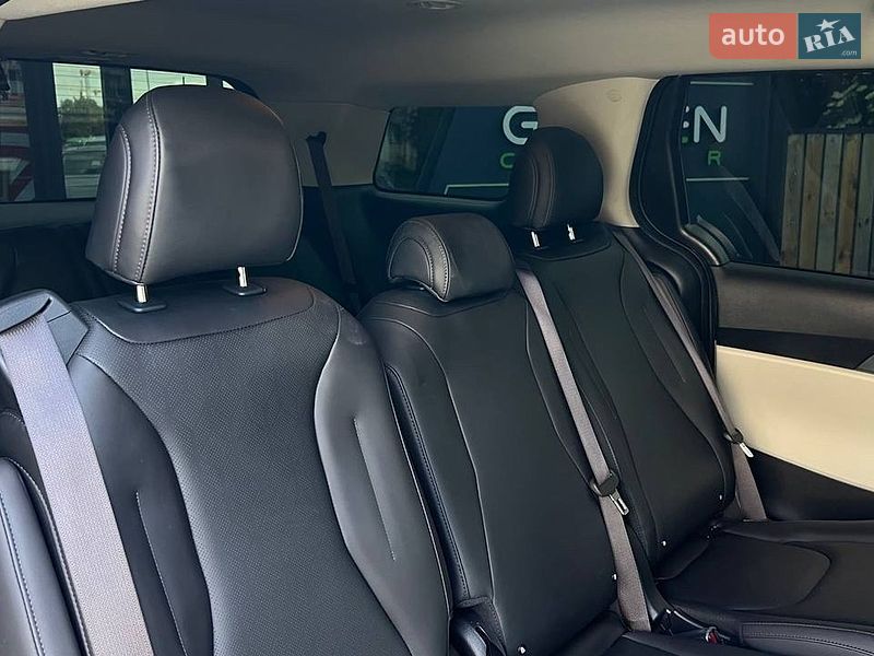 Минивэн Kia Carnival 2023 в Львове фото 28 Минивэн Kia Carnival 2023 в Львове