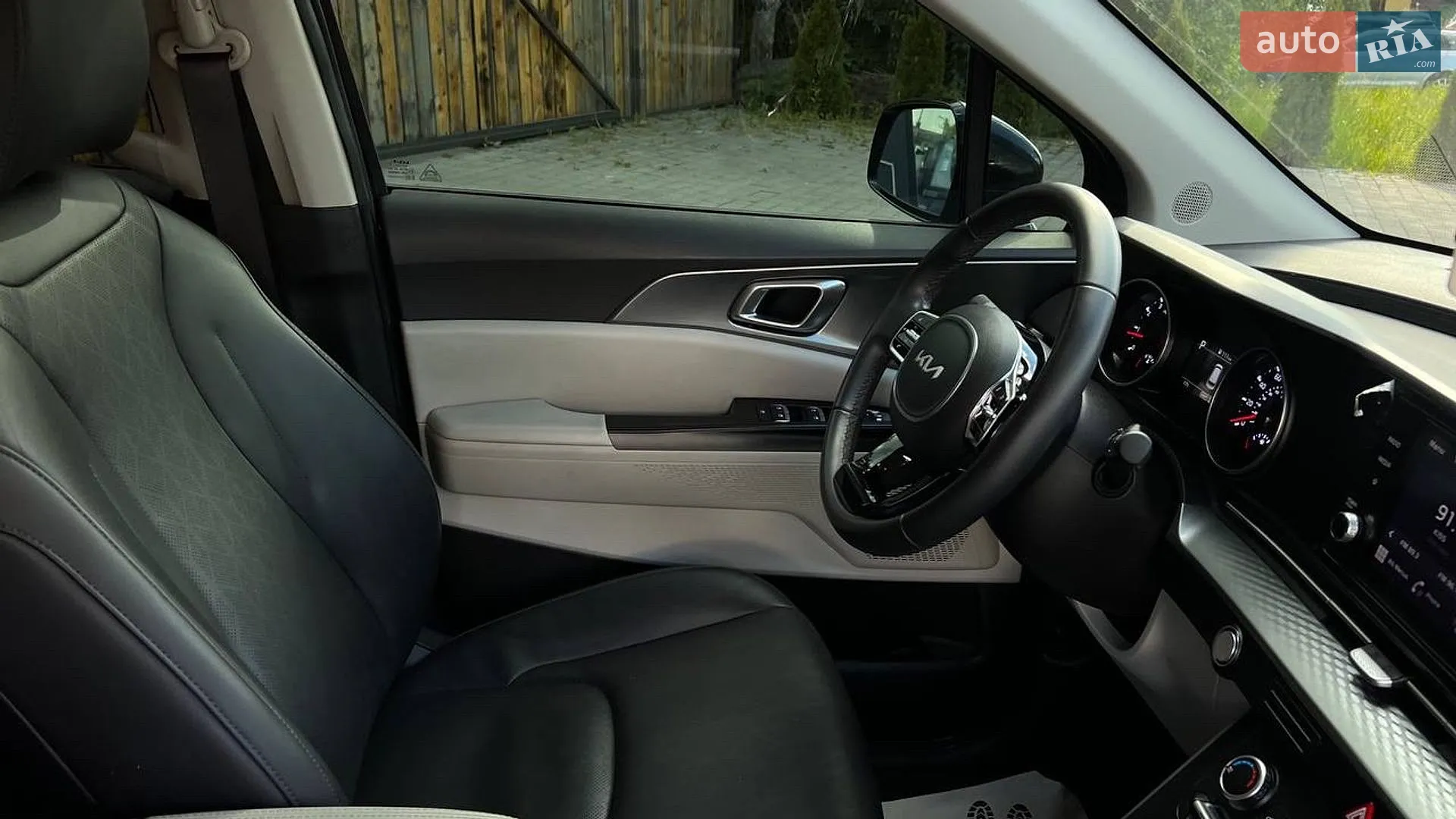2023 Kia Carnival - мініатюра 31