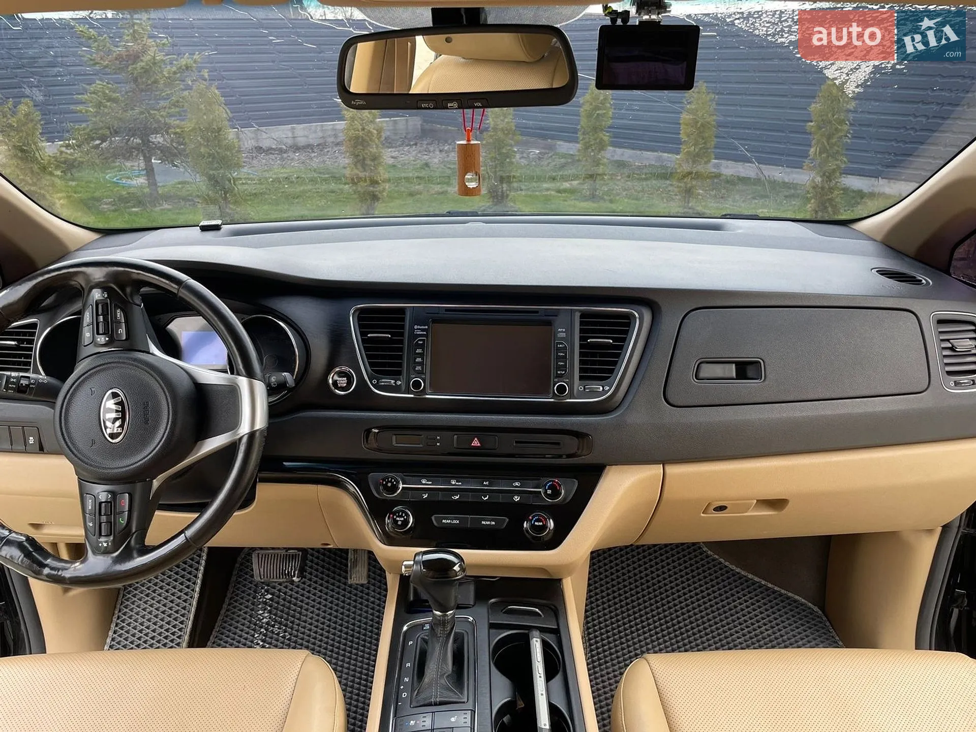 2016 Kia Carnival - мініатюра 9