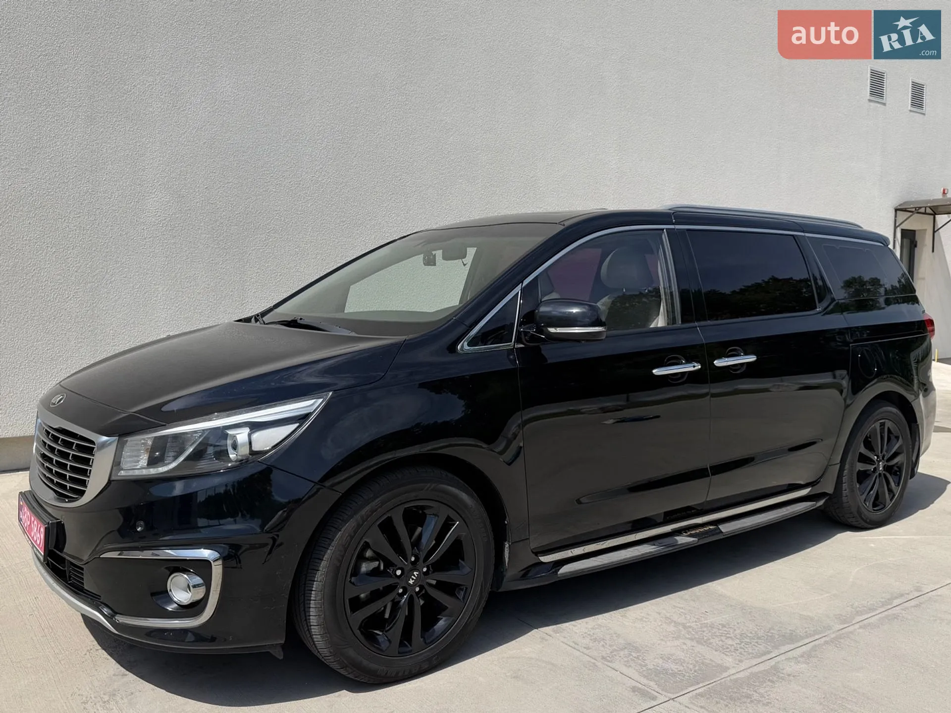 2017 Kia Carnival - мініатюра 4