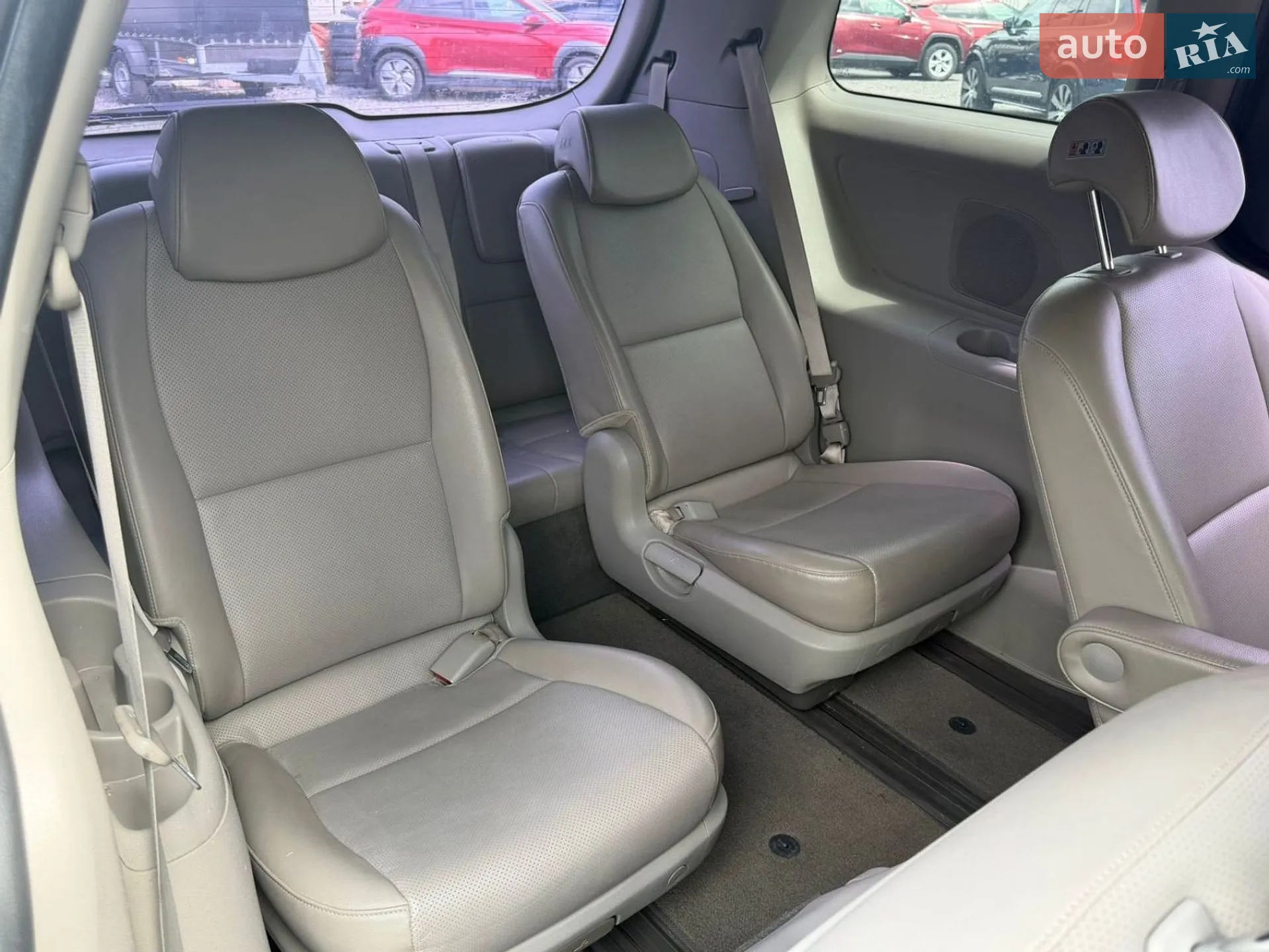 2015 Kia Carnival - мініатюра 19