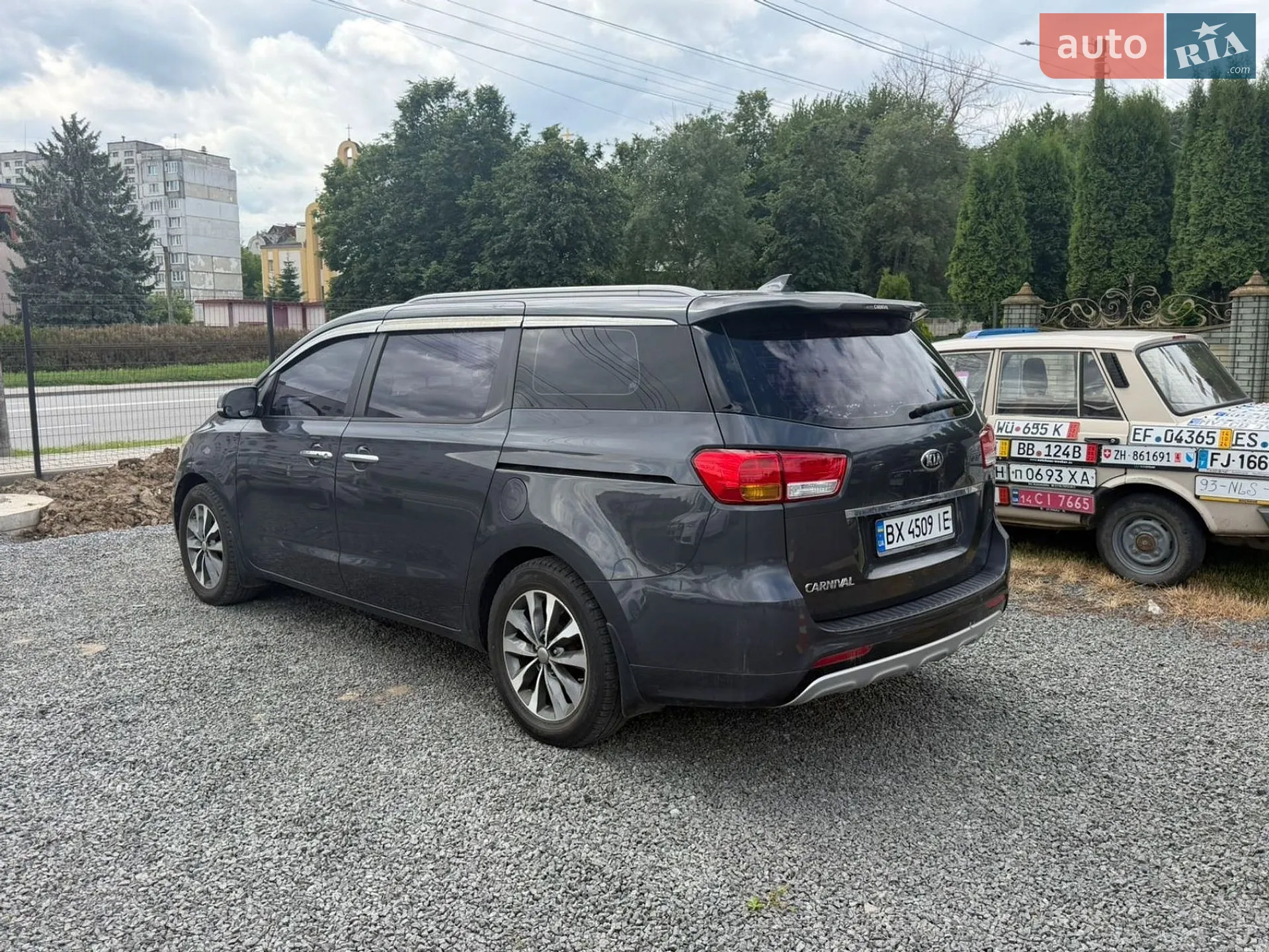 2015 Kia Carnival - мініатюра 3