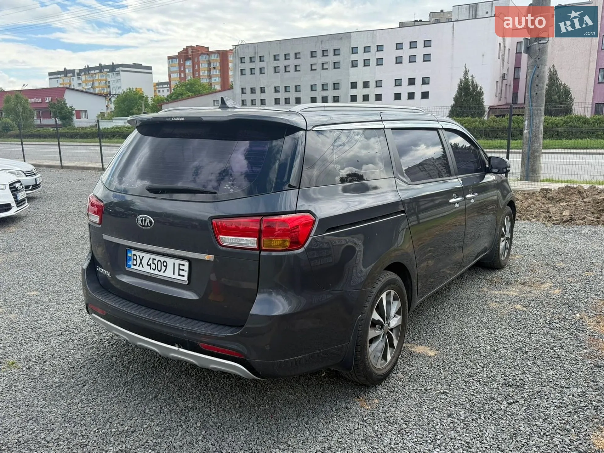 2015 Kia Carnival - мініатюра 7
