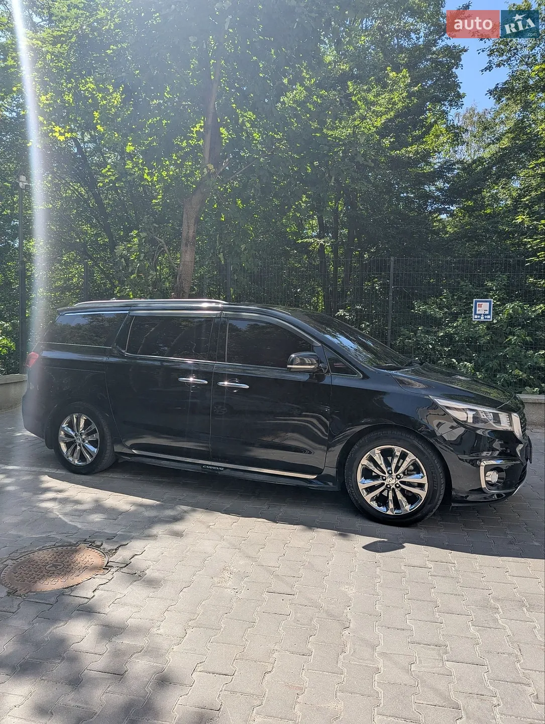 2015 Kia Carnival - мініатюра 5