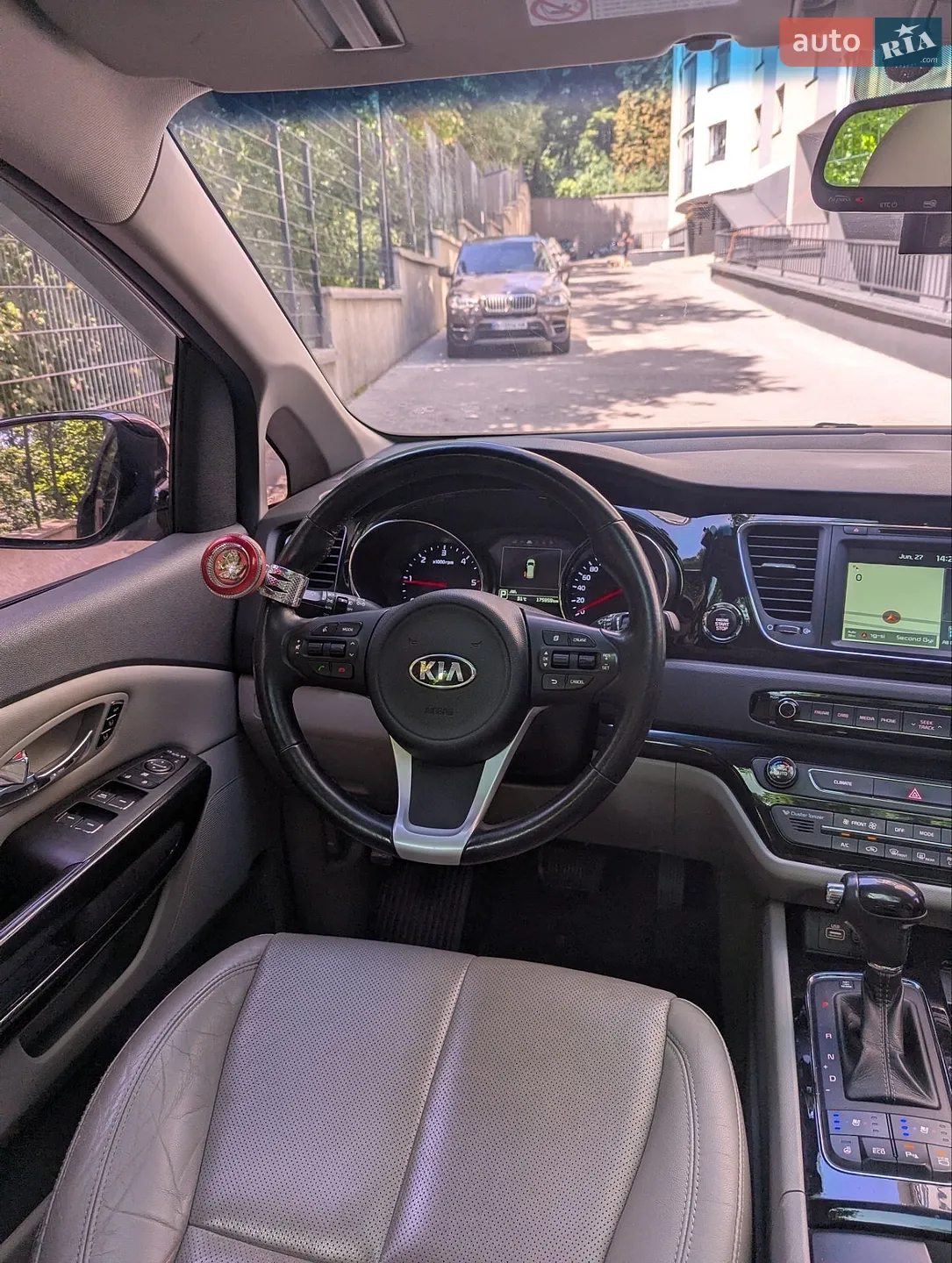 2015 Kia Carnival - мініатюра 45