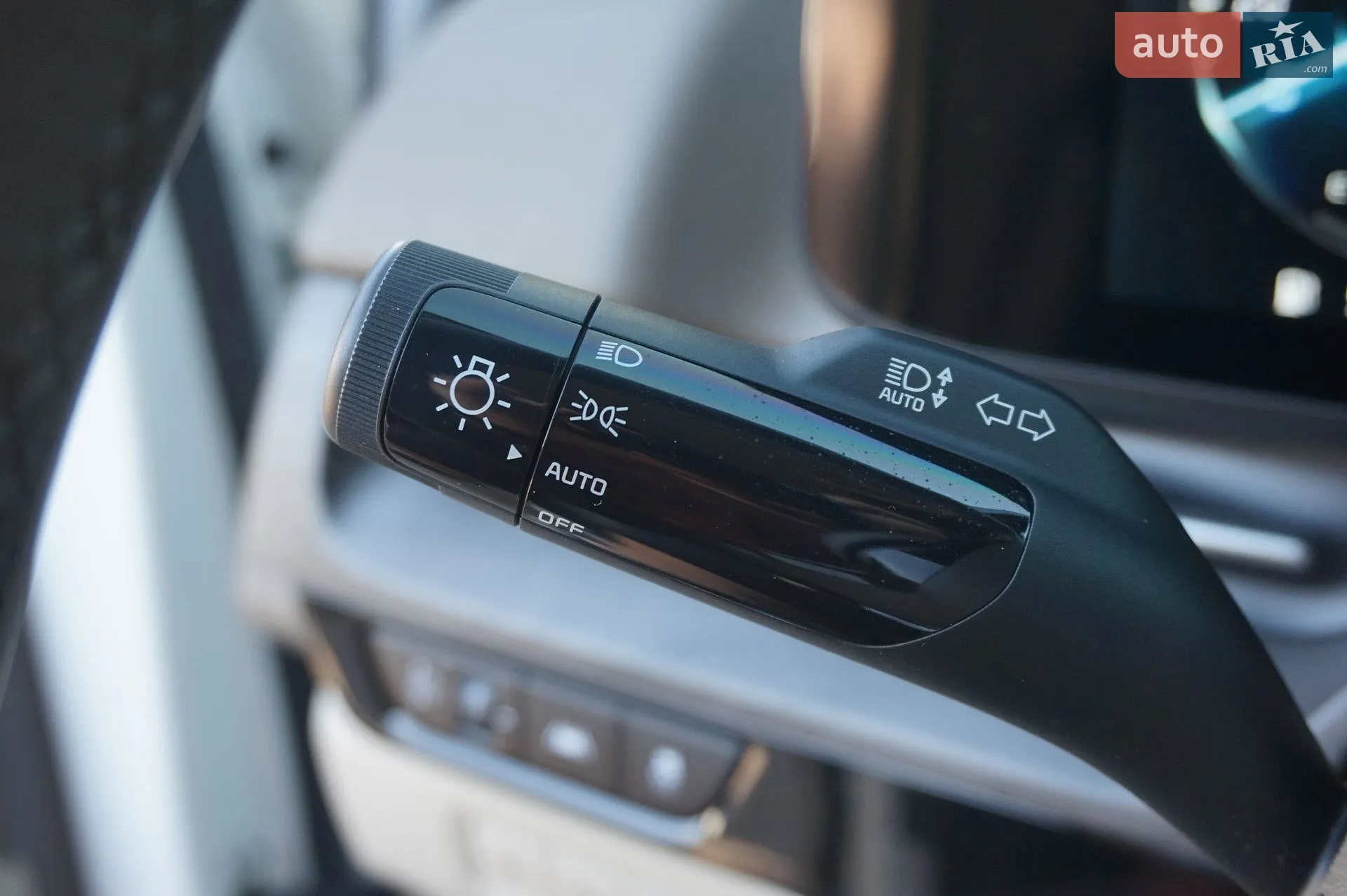 2020 Kia Carnival - мініатюра 50