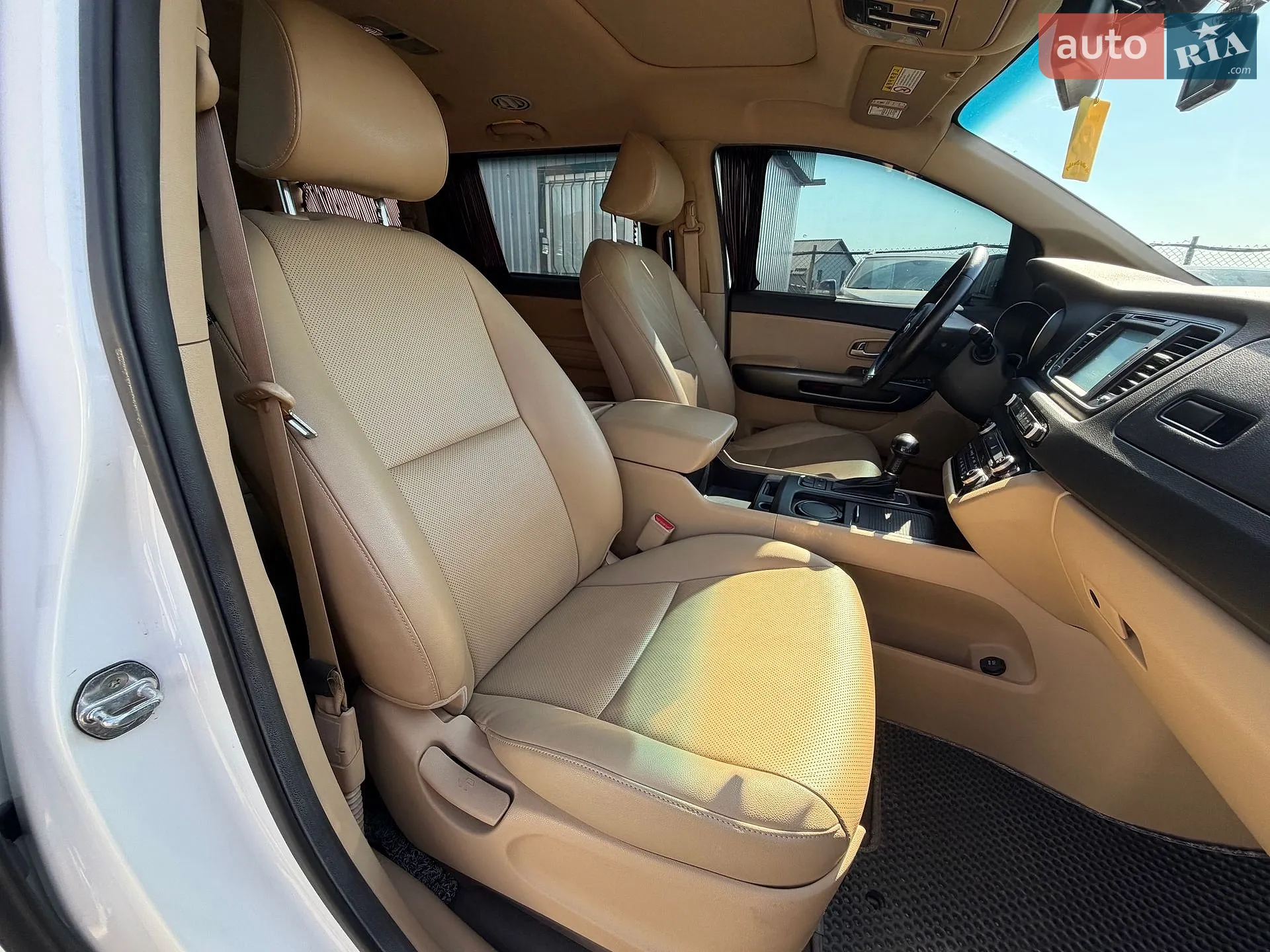 2014 Kia Carnival - мініатюра 43