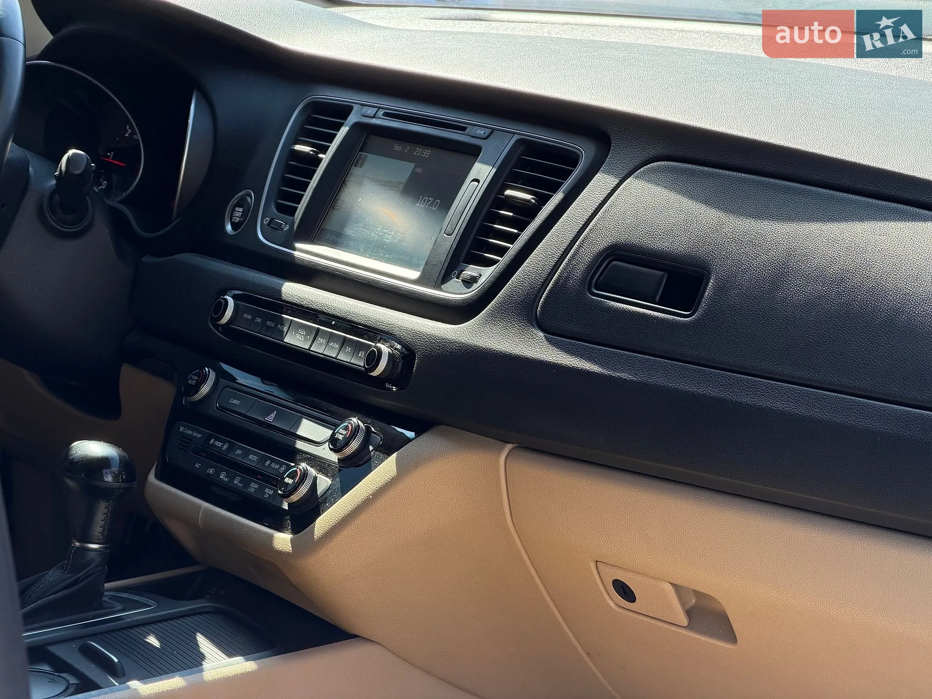 2014 Kia Carnival - мініатюра 47
