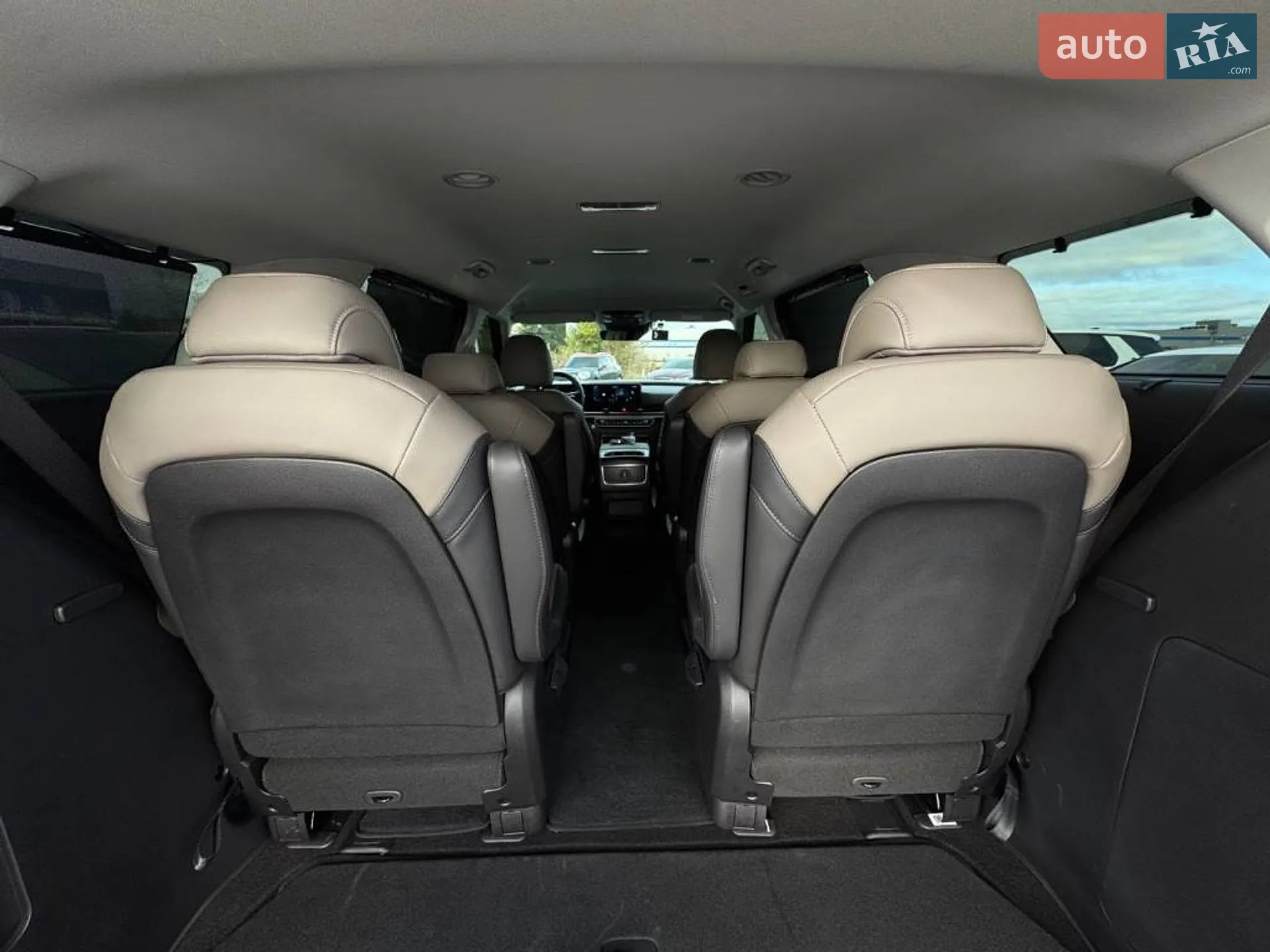 2024 Kia Carnival - мініатюра 12