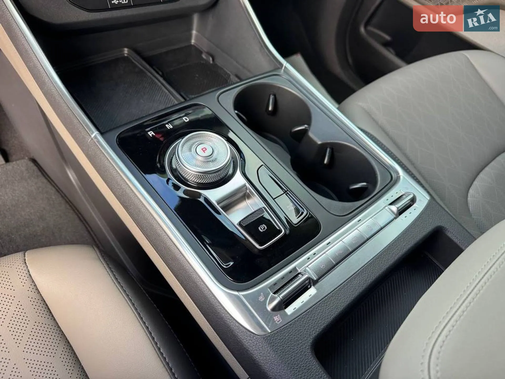 2024 Kia Carnival - мініатюра 36