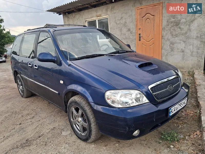 Kia Carnival 2003