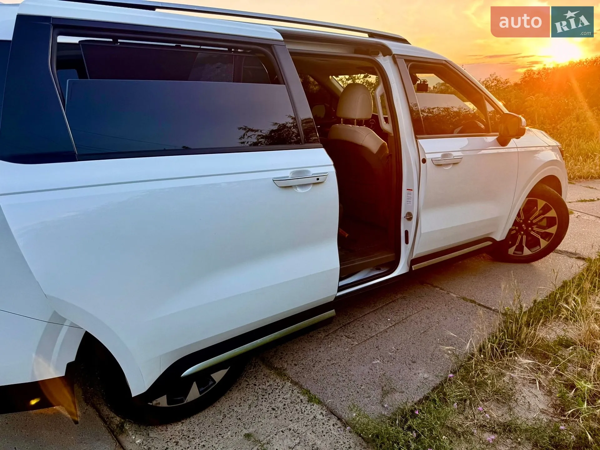2021 Kia Carnival - мініатюра 6