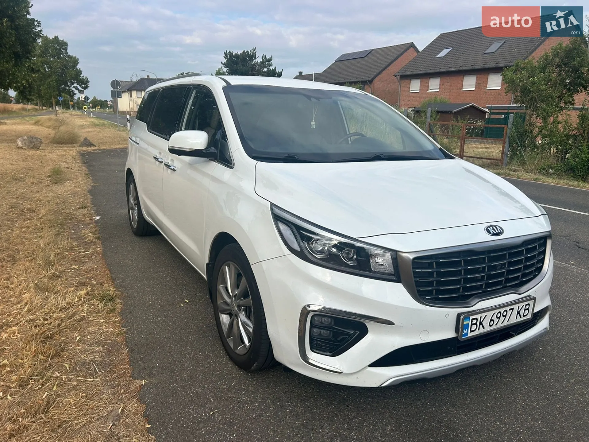 2018 Kia Carnival - фото 1