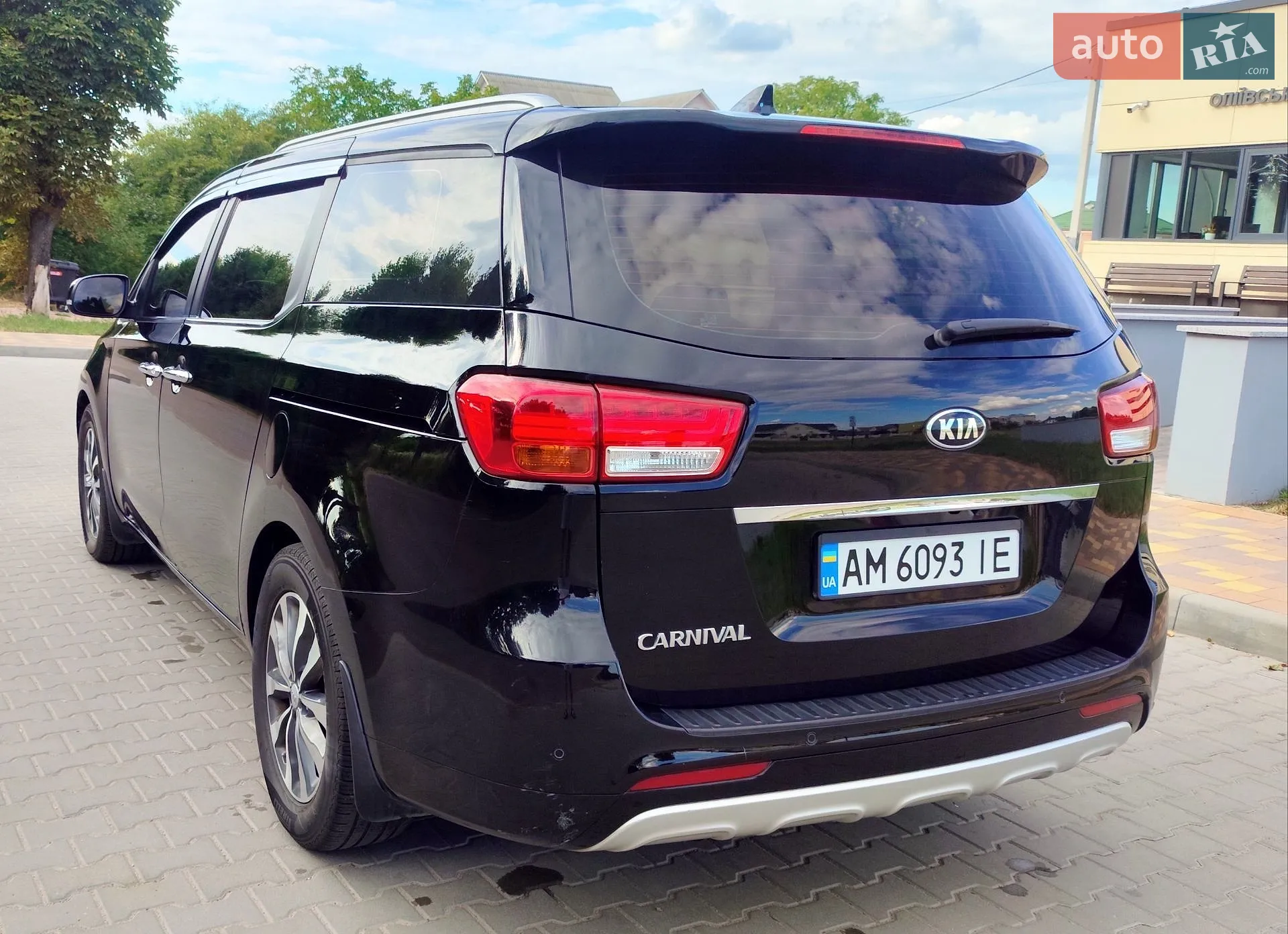 2017 Kia Carnival - мініатюра 5