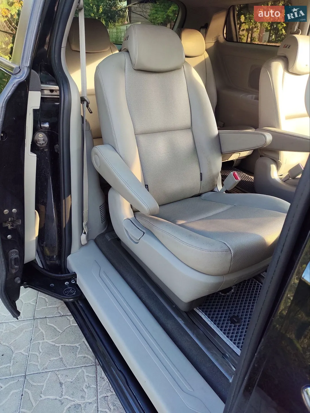 2017 Kia Carnival - мініатюра 17